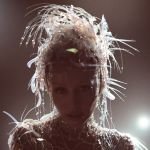miley_cyrus-something_beautiful_a.jpg.80f761adcd8cc1a11618123d6515dc65.jpg